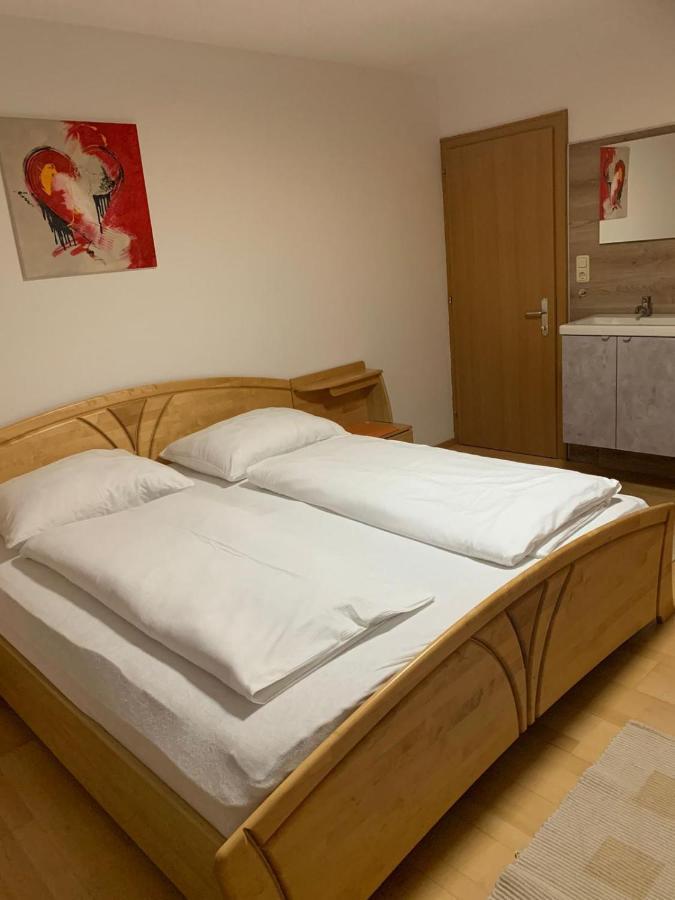 Haus Angelika Appartement Innerbraz Buitenkant foto