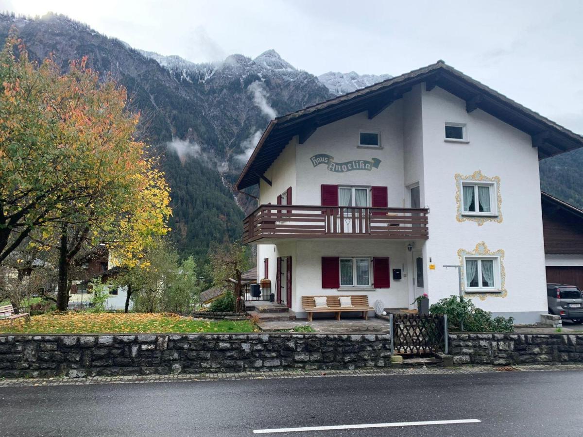 Haus Angelika Appartement Innerbraz Buitenkant foto